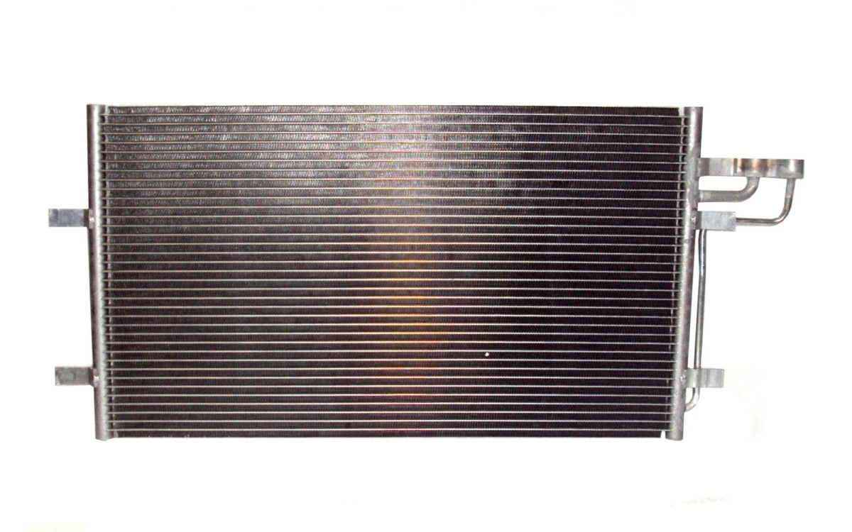 COND. FORD FOCUS 2010+